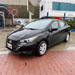 نيسان فيرسا